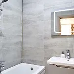 Sea Gem 2br N Pool Năvodari