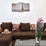 Sea Gem 2br N Pool * Năvodari