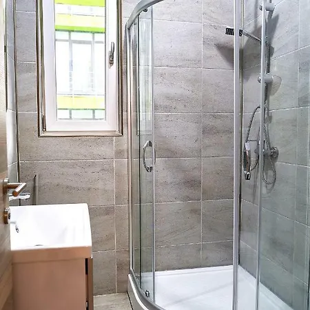 Apartment Sea Gem 2br N Pool *