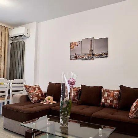 Apartment Sea Gem 2br N Pool *