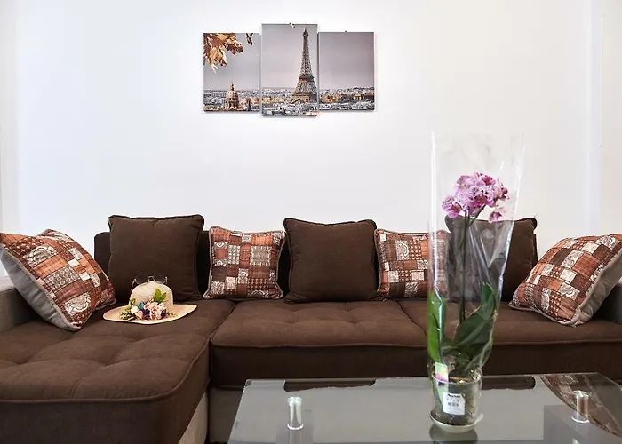 Sea Gem 2br N Pool * Нэводари