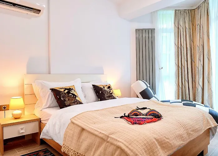 Апартаменты Sea Gem 2br N Pool