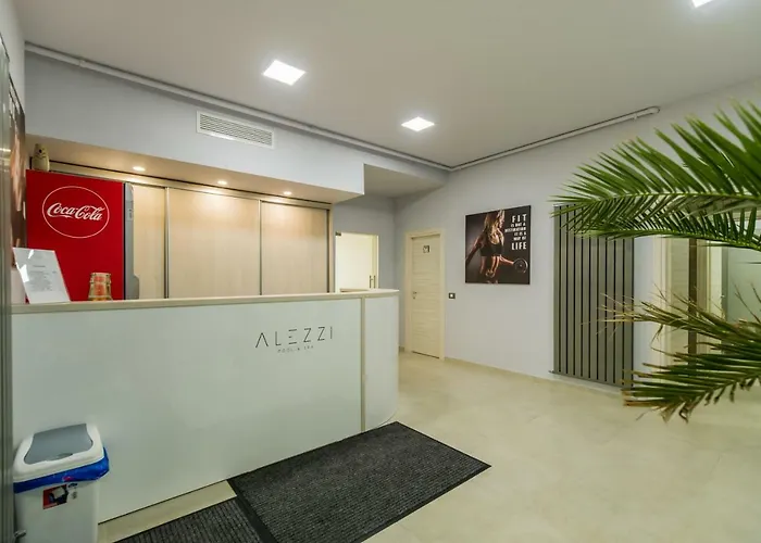 Sea Gem 2br N Pool Апартаменты Нэводари